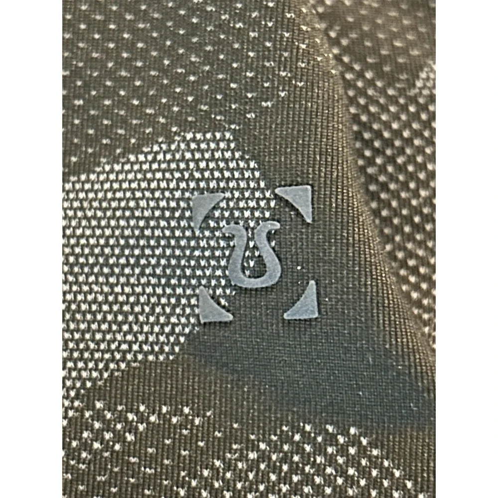 XL Lululemon T.H.E. Shorts 9